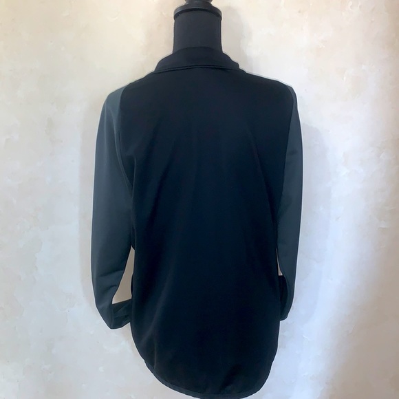 NIKE zip up Dri Fit light weight jacket - Picture 4 of 9